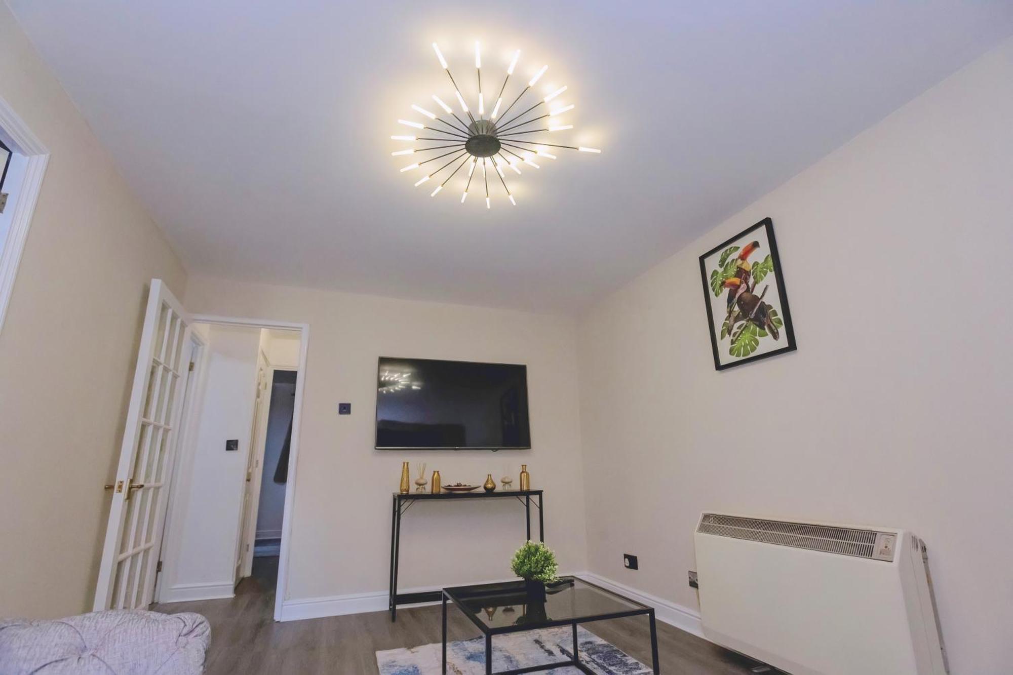 Dockyard View Luxury Apartment London